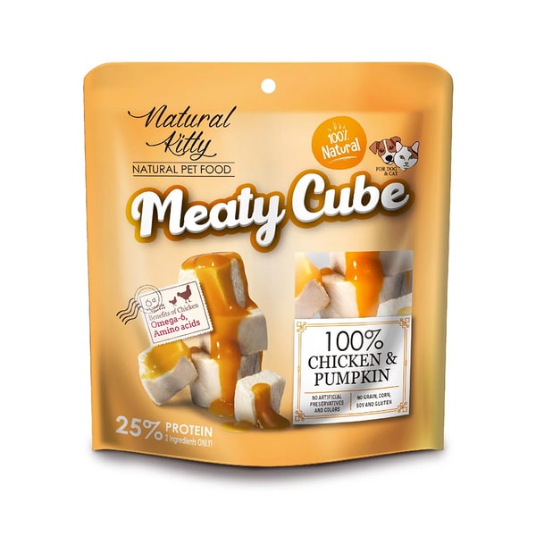 Ласощі Natural Kitty MEATY CUBE 100% CHICKEN & PUMPKIN для котів та собак кубики курки у гарбузовому соусі 60 г